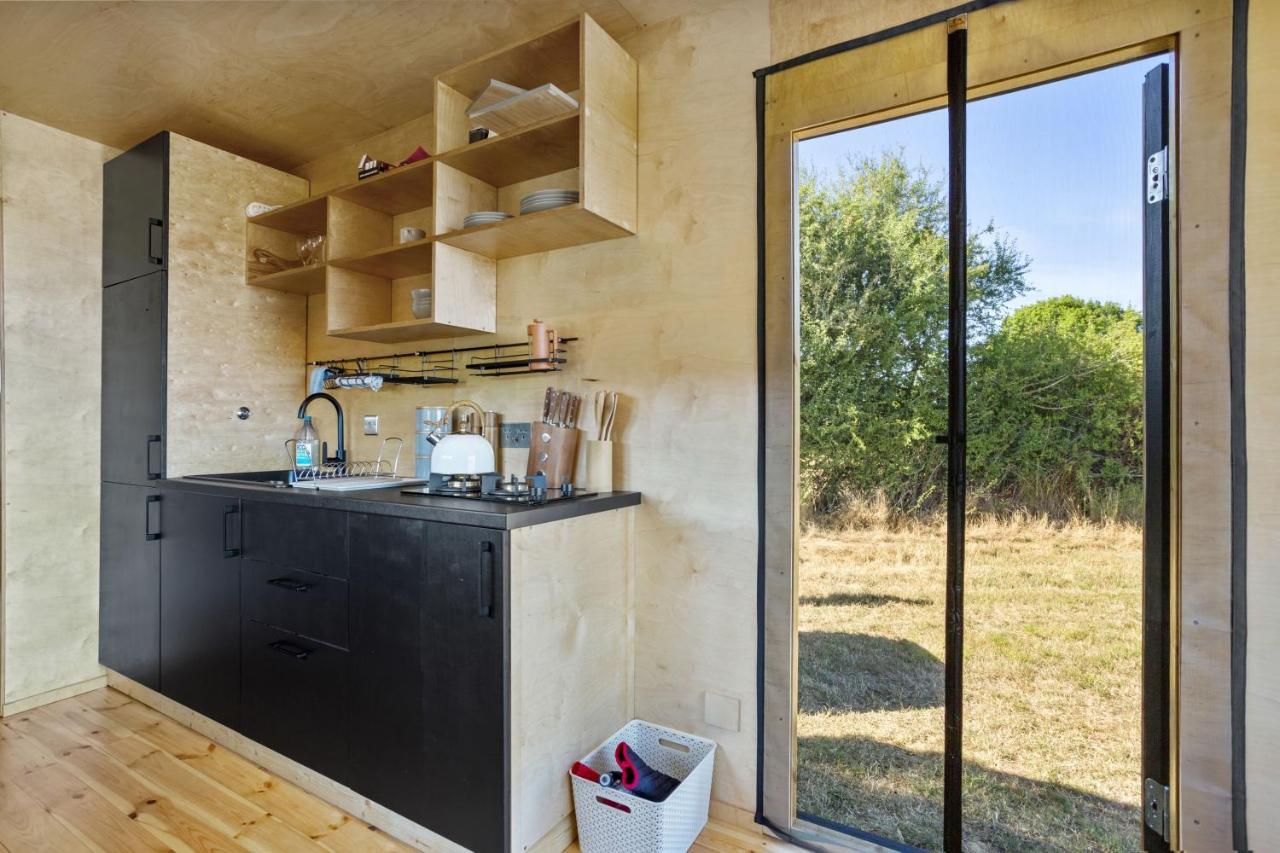 Secluded Offgrid Cabin W/ Sunset View & Fireplace Canterbury Eksteriør bilde